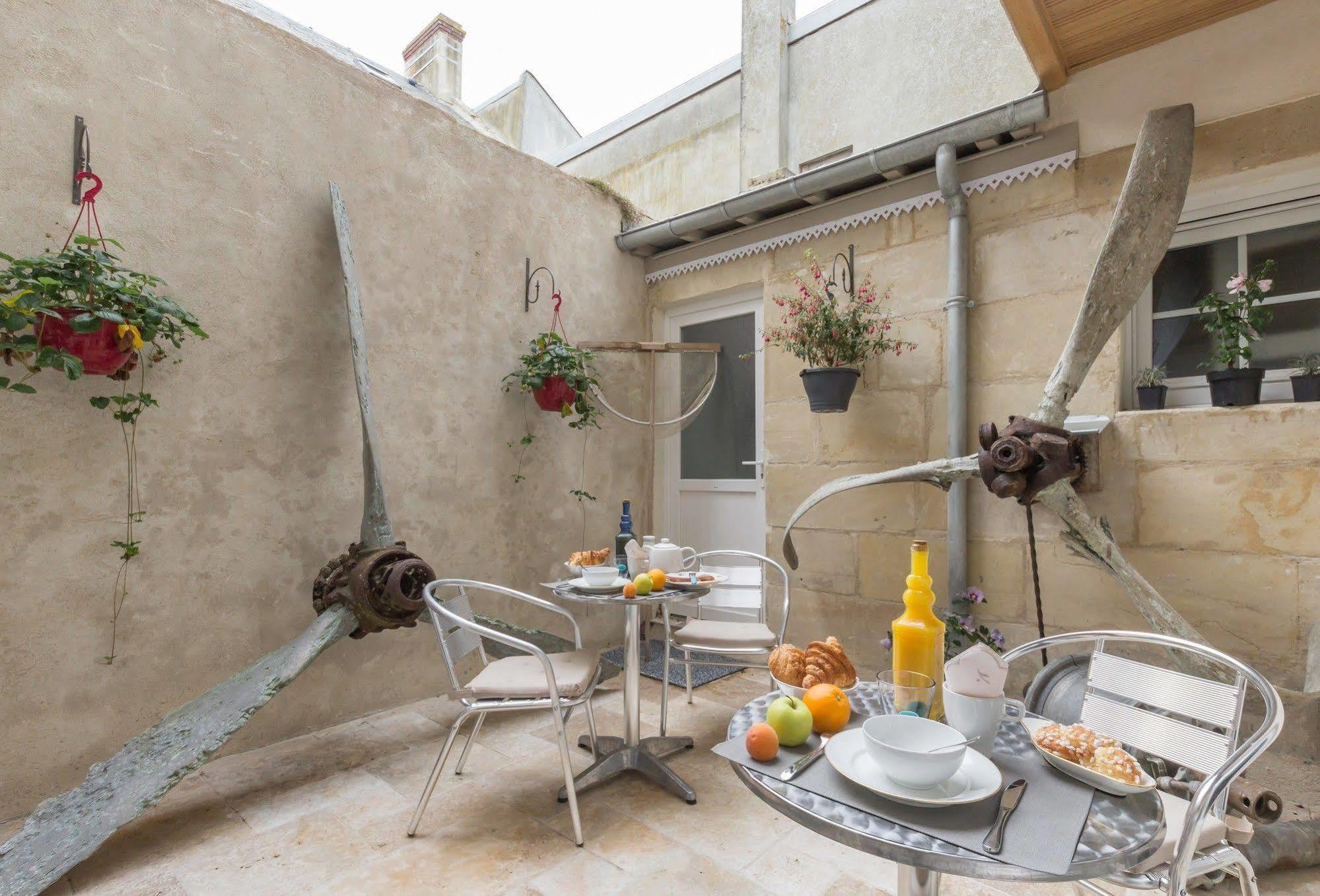 Dday Aviators Hotel Arromanches-les-Bains Exterior photo